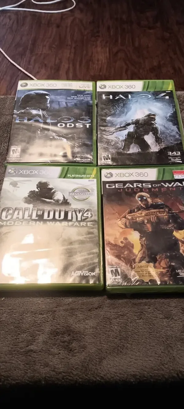 Lot Of 4 Xbox 360 Games Halo, Call Of Duty, Gears Of War